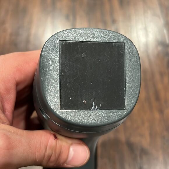 General Tools MM8 Pinless LCD Moisture Meter with Tricolor Bar Graph - Picture 6 of 6